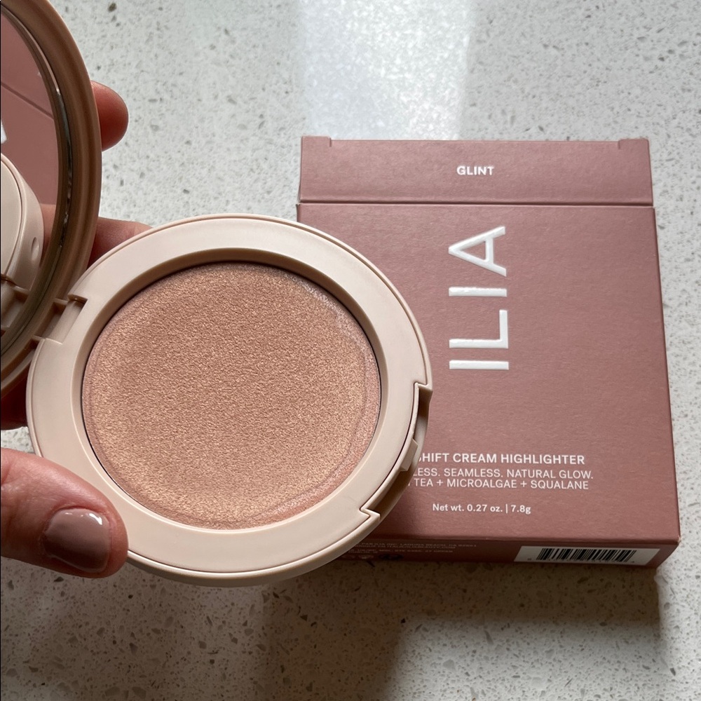 💋ILIA Glint Soft Pink Cream Highlighter